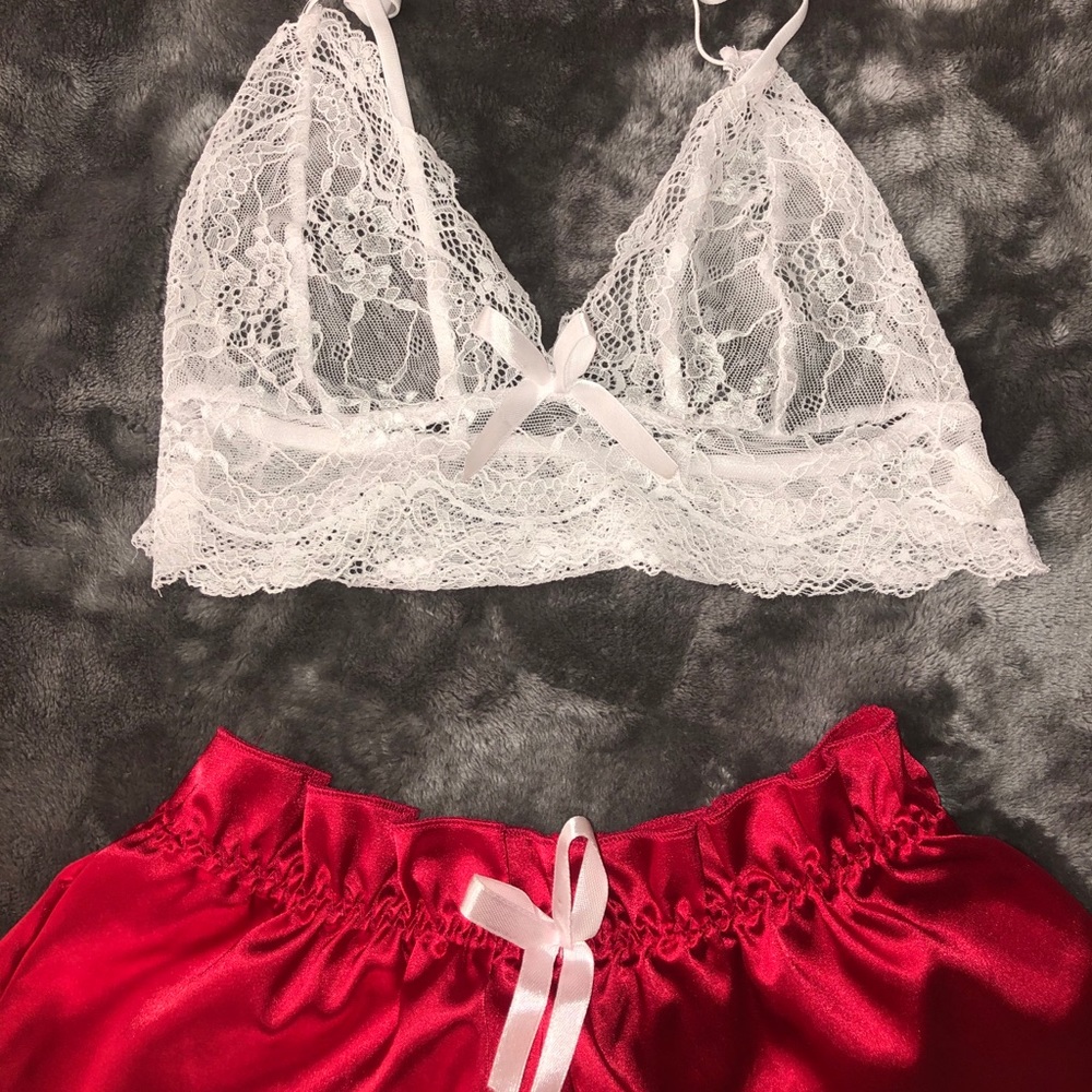 Lace set - Picture 3 of 3